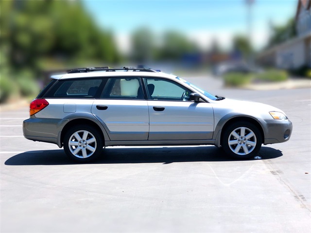 Pre-Owned 2006 Subaru Outback 2.5i 4D Station Wagon in Burien #67348186 ...